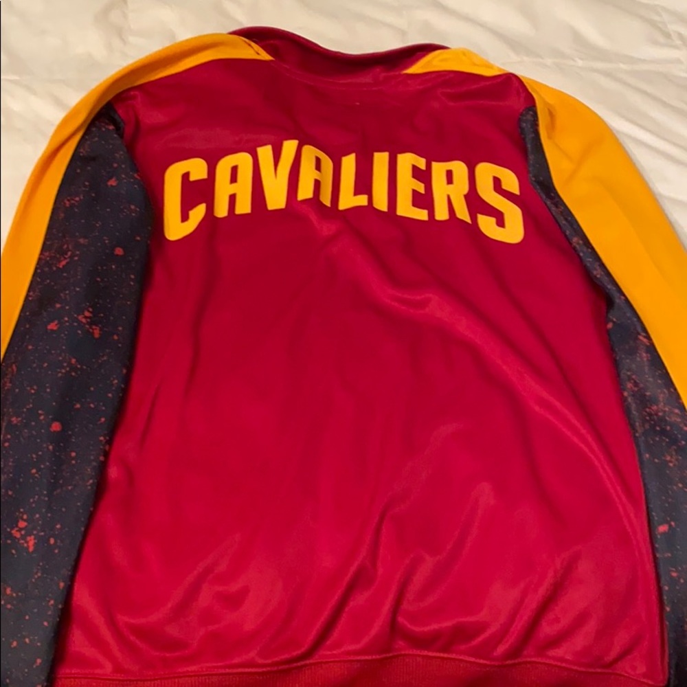 Zip up - Picture 2 of 2